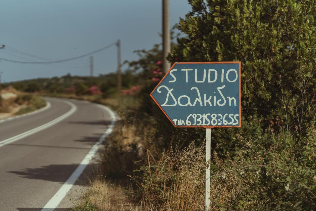 Studio Dalkidi Kalandra Exteriör bild